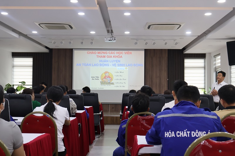  ĐÔNG Á tổ chức khóa đào tạo huấn luyện an toàn vệ sinh lao động (14-16/05/2025)